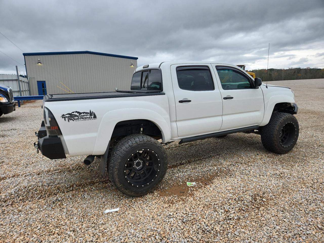 2007 Toyota Tacoma V6 - Image 3