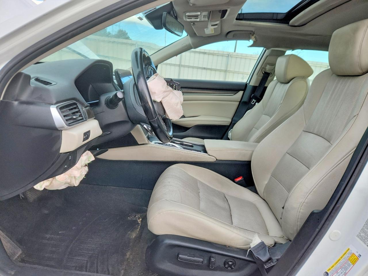 2021 Honda Accord Hybrid Exl - Image 7