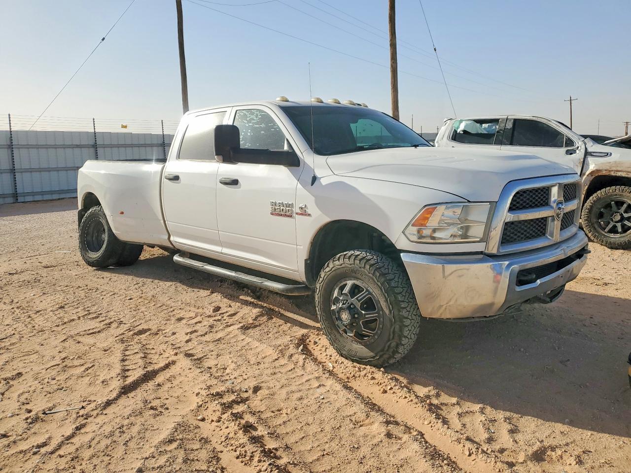 2014 Ram 3500 St - Фото 4