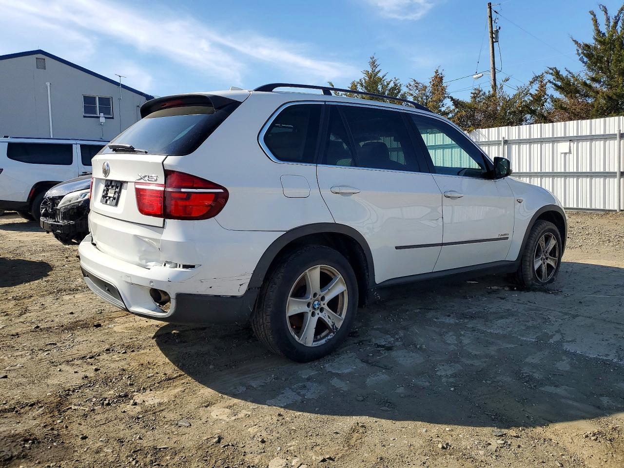 2013 BMW X5 xDrive35D - Фото 3