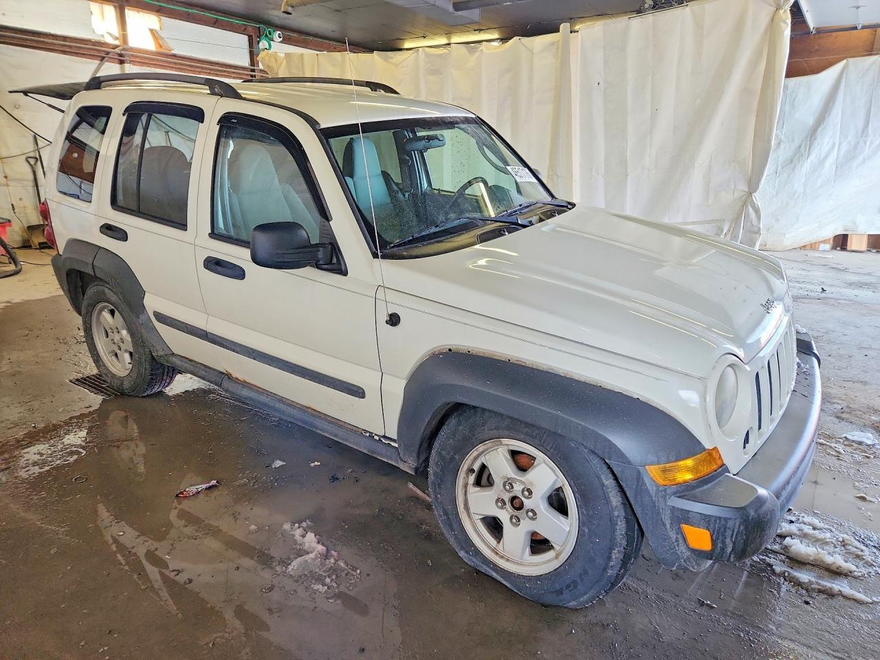 2006 Jeep Liberty Sport - Фото 4
