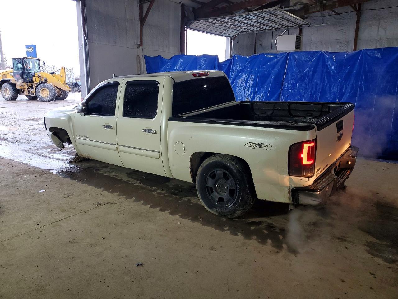 2011 Chevrolet Silverado K1500 Ltz - Фото 2