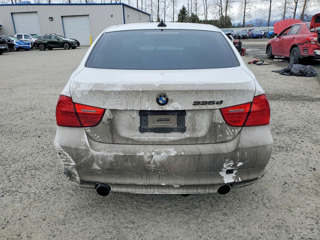 2010 BMW 335 D - Фото 6