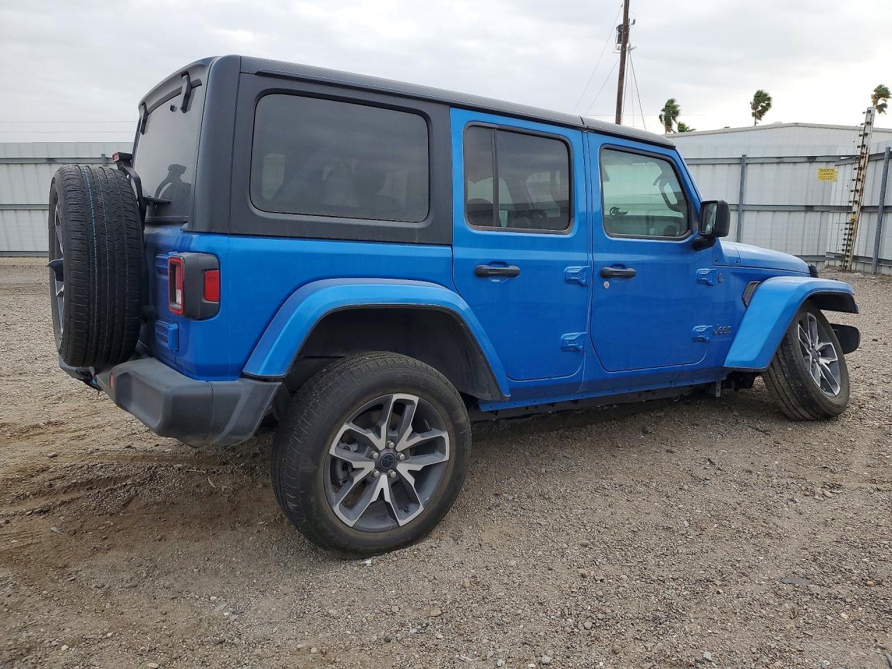 2024 Jeep Wrangler 4Xe - Image 3