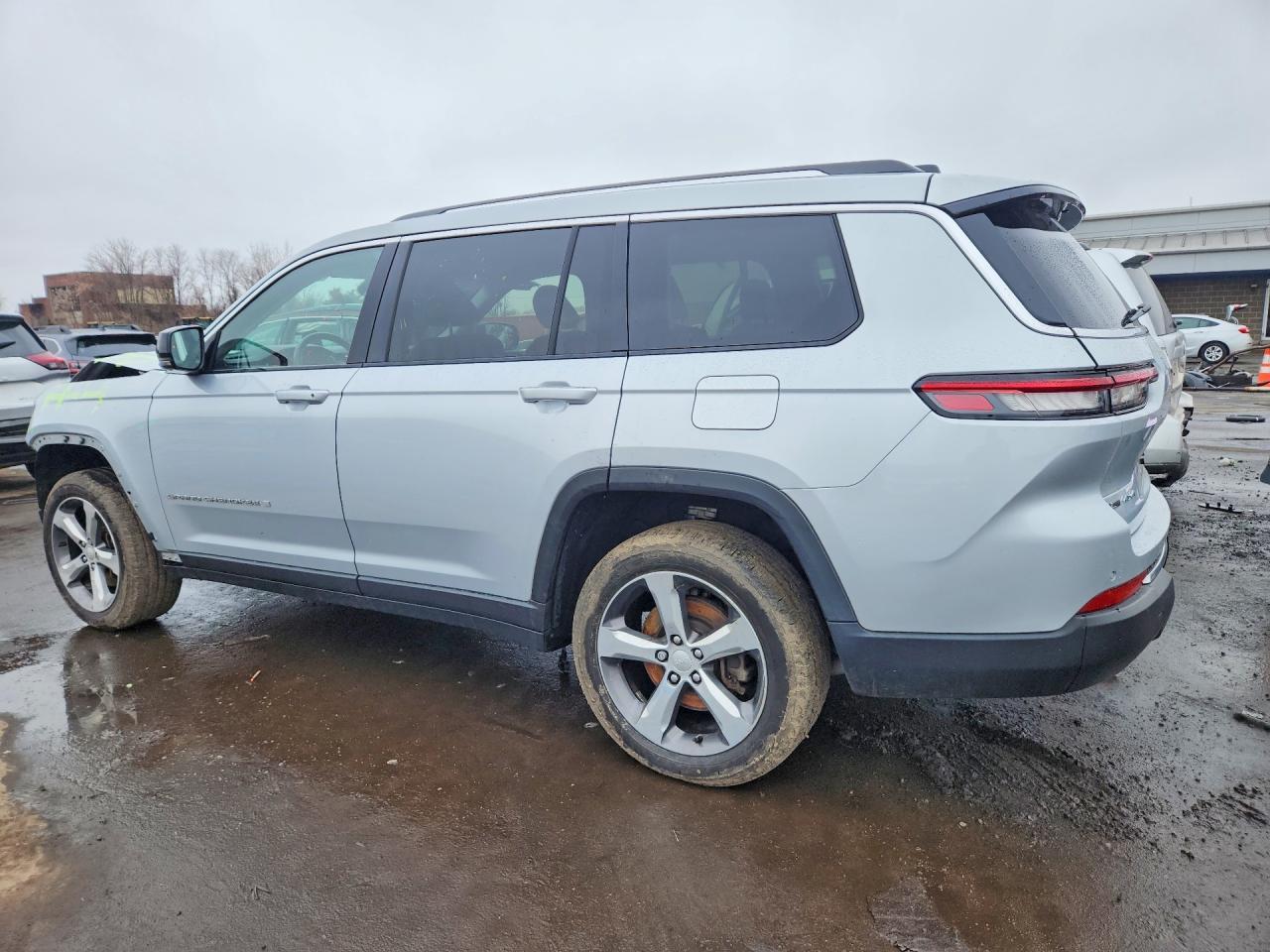 2022 Jeep Grand Cherokee L Limited - Фото 2