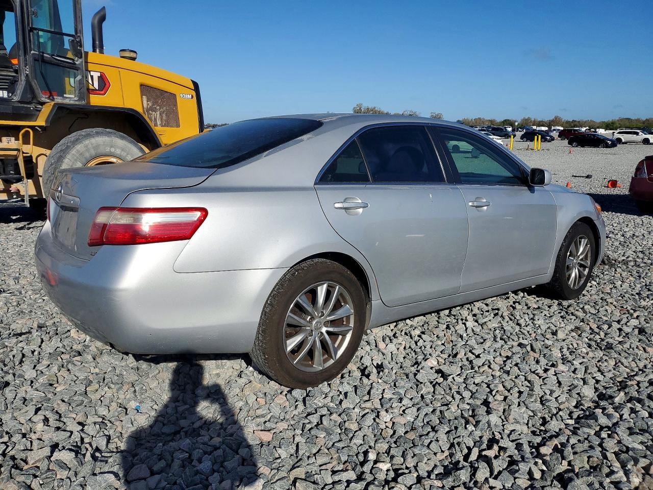 2007 Toyota Camry Le - Фото 3