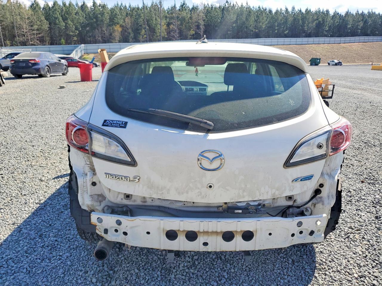 2013 Mazda 3 I - Image 6