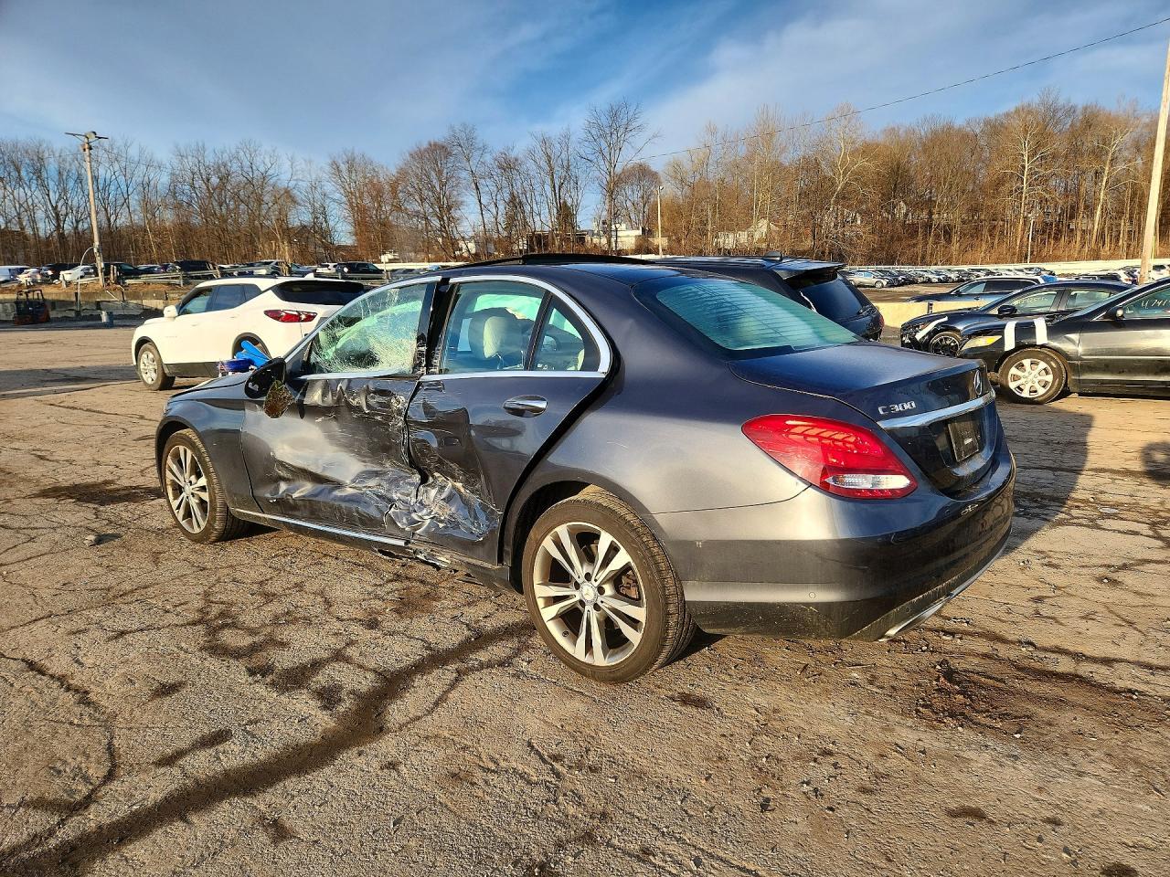 2016 Mercedes-Benz C 300 4Matic - Image 3
