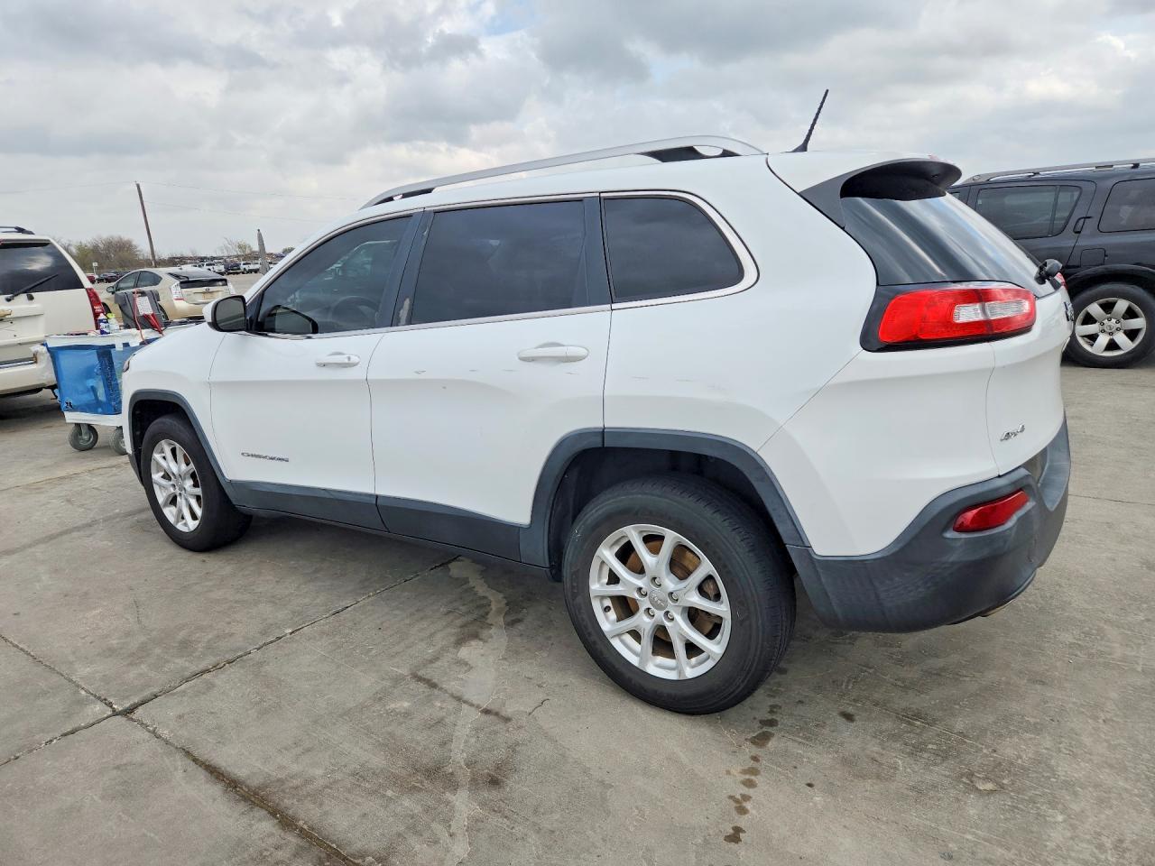 2014 Jeep Cherokee Latitude - Фото 2
