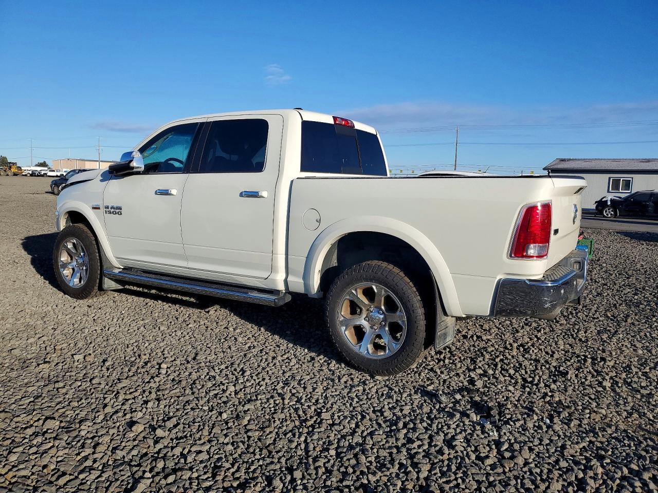 2017 Ram 1500 Laramie - Фото 2