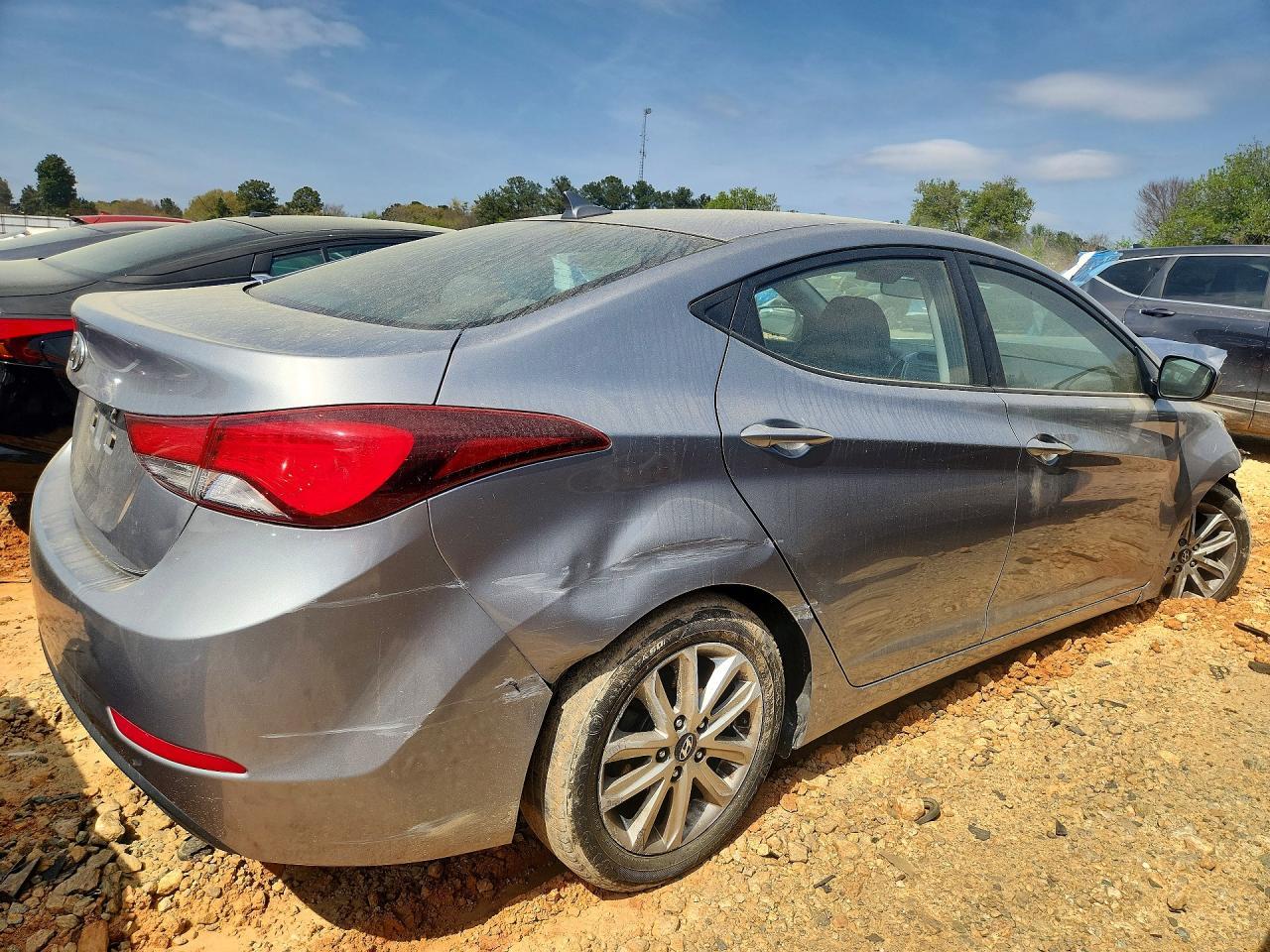2014 Hyundai Elantra Se - Фото 3