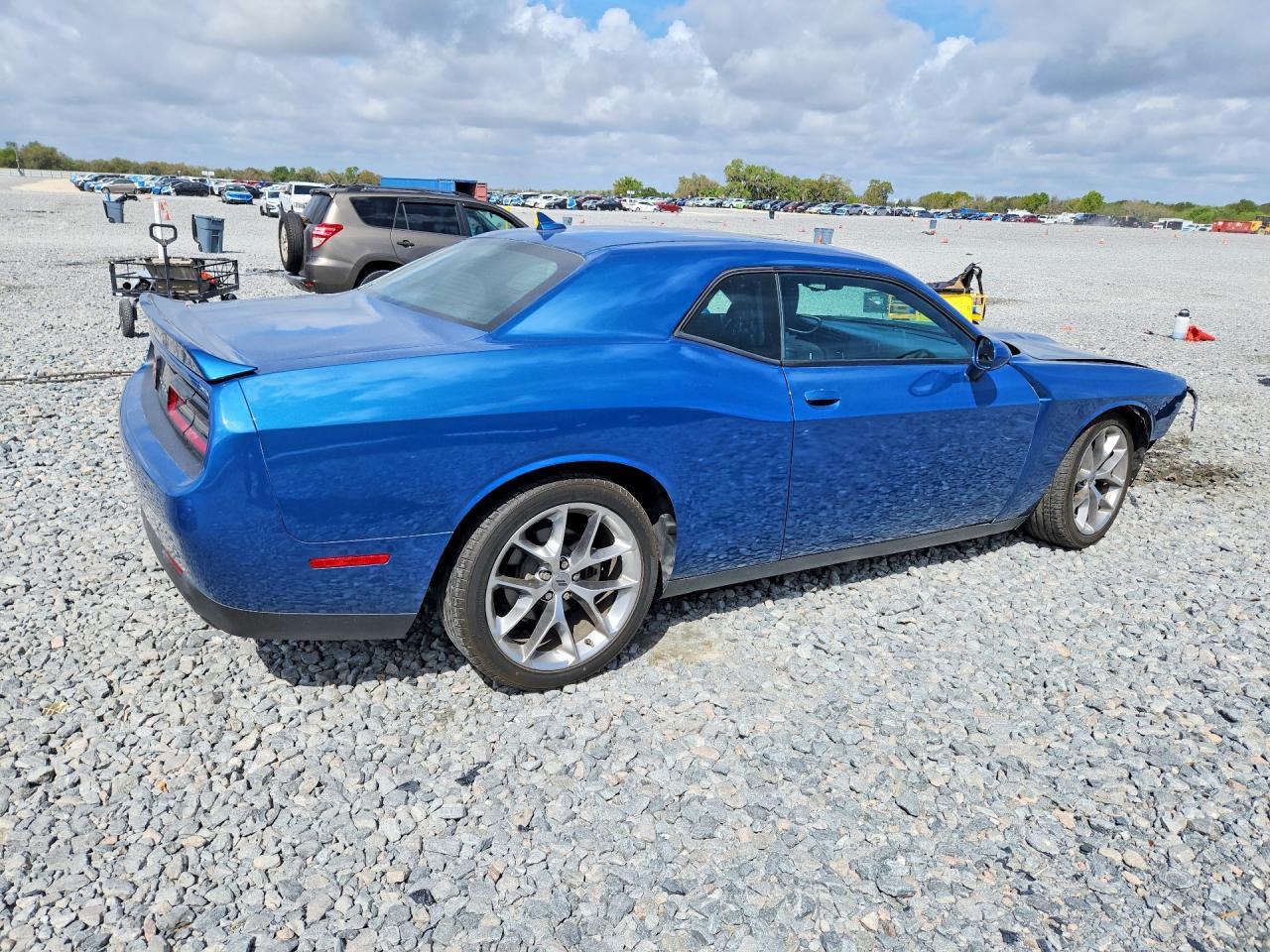 2021 Dodge Challenger Gt - Image 3