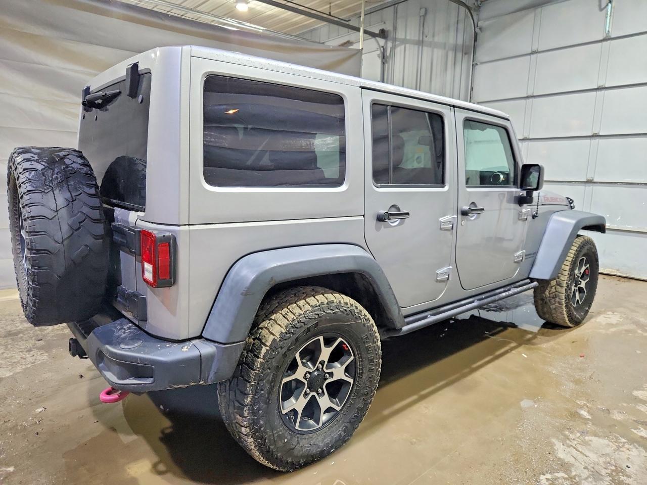 2015 Jeep Wrangler Unlimited Rubicon - Фото 3