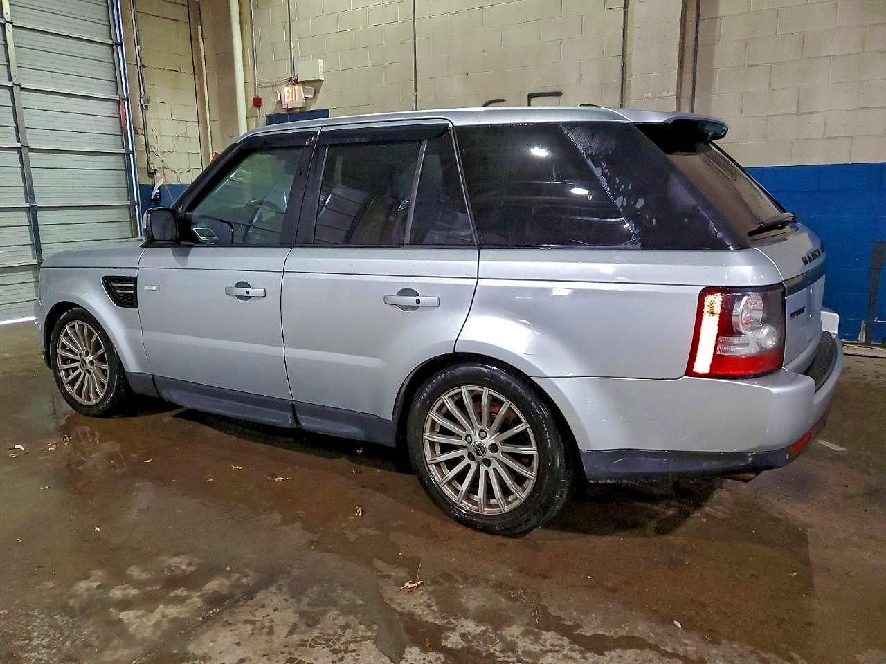 2012 Land Rover Range Rover Sport Hse - Image 2