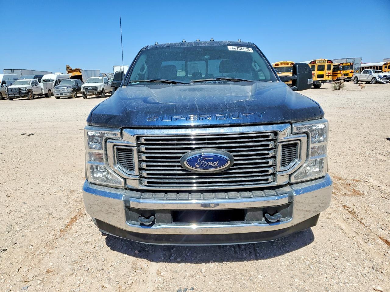 2022 Ford F350 Super Duty - Фото 5