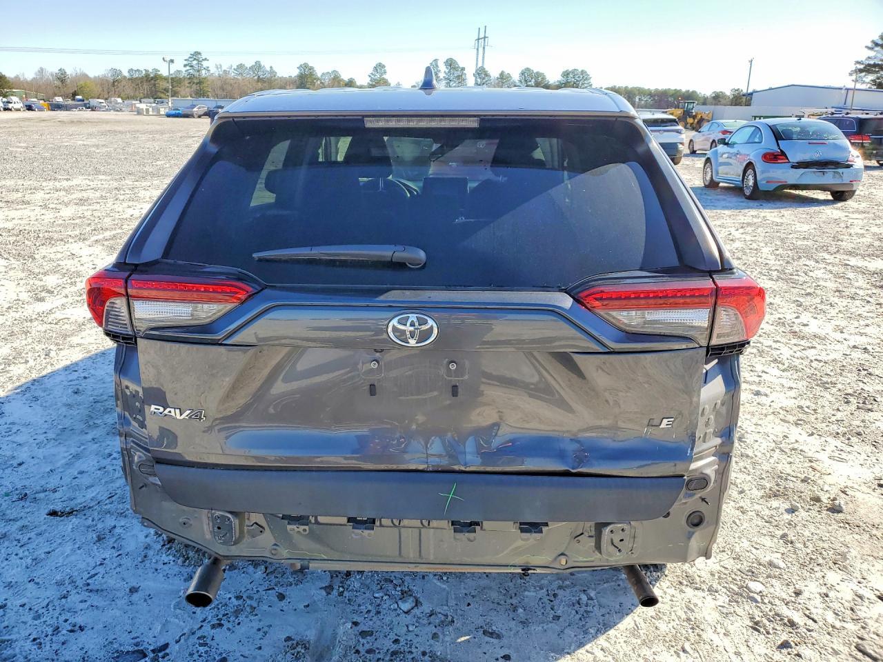 2022 Toyota Rav4 Le - Фото 6