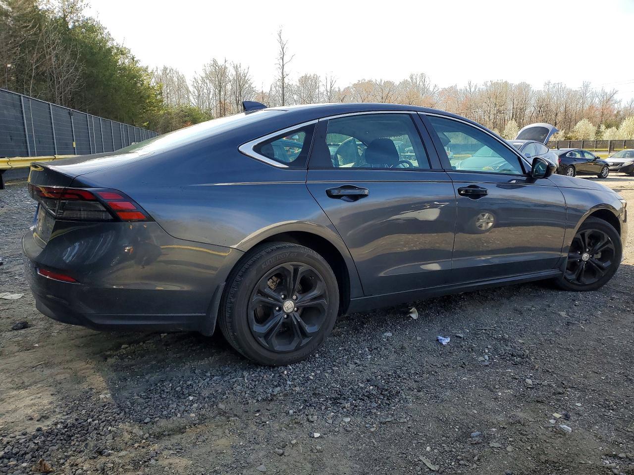 2023 Honda Accord Lx - Фото 3