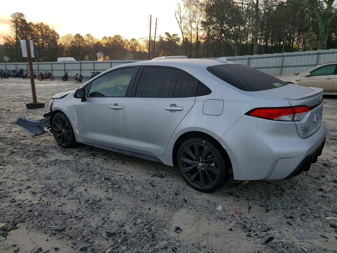 2024 Toyota Corolla Hybrid Se - Image 2