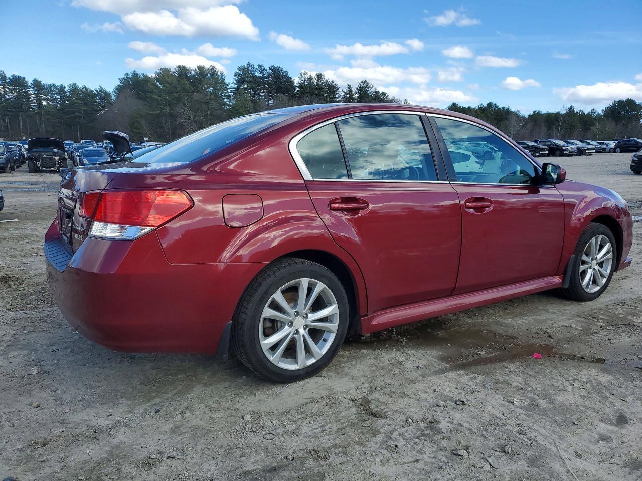 2013 Subaru Legacy 2.5I Premium - Фото 3