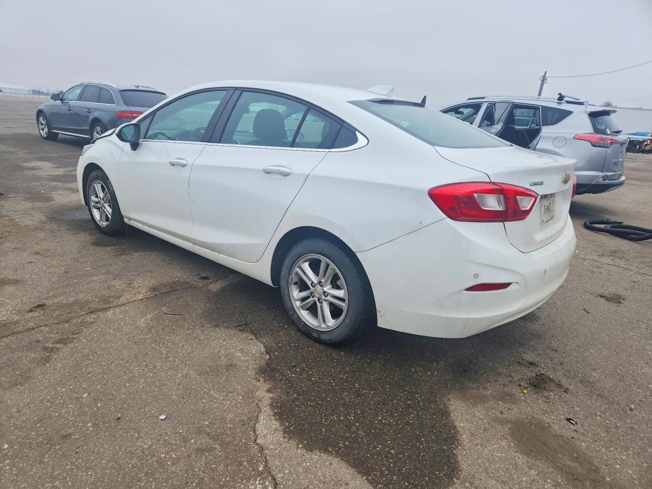 2017 Chevrolet Cruze Lt - Фото 2