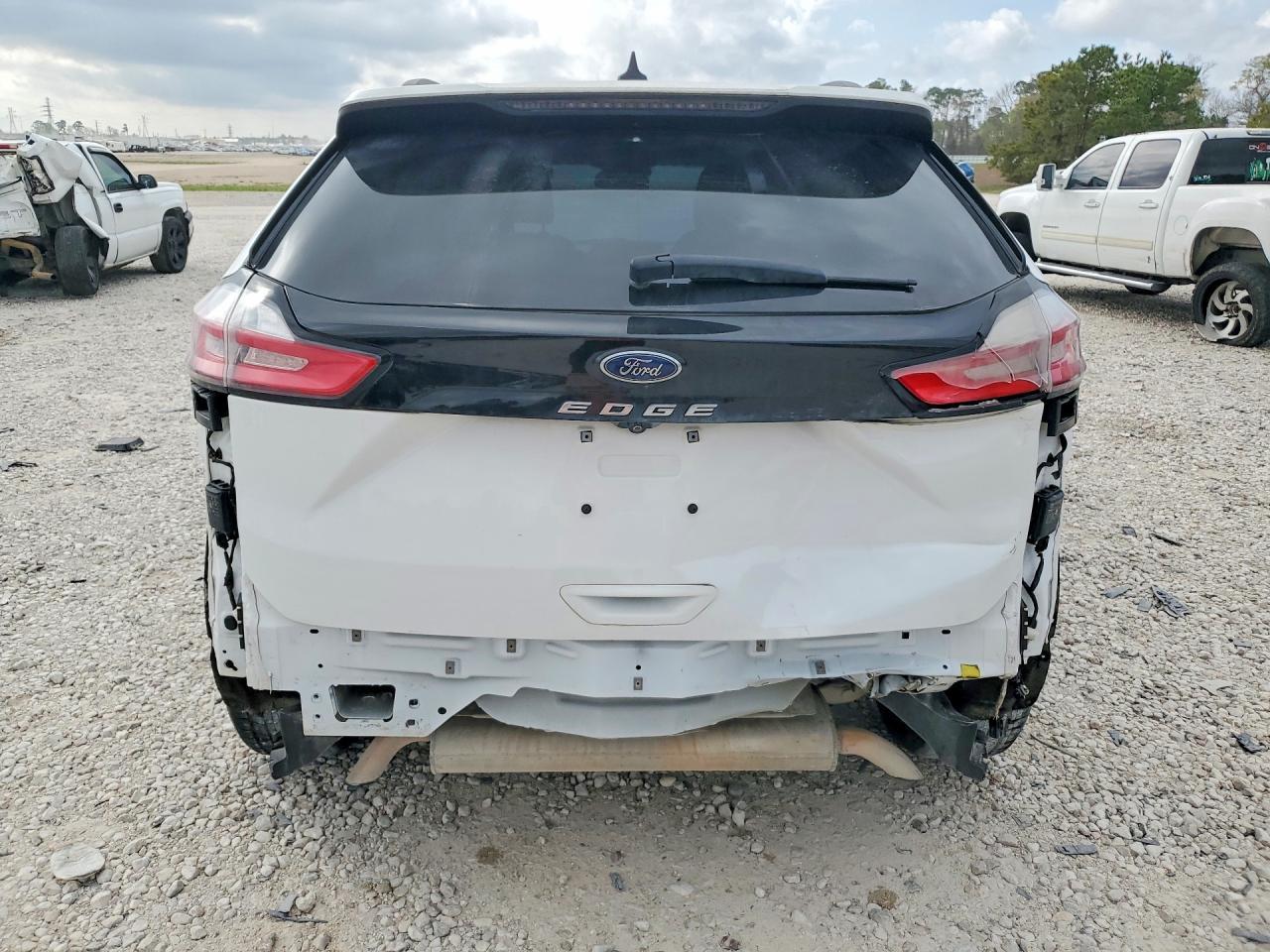2021 Ford Edge Se - Фото 6