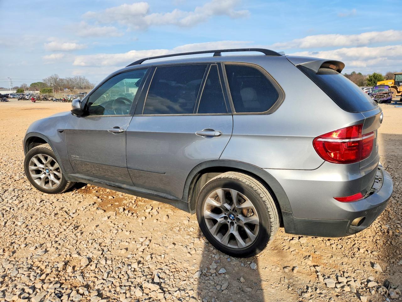2013 BMW X5 xDrive35I - Фото 2