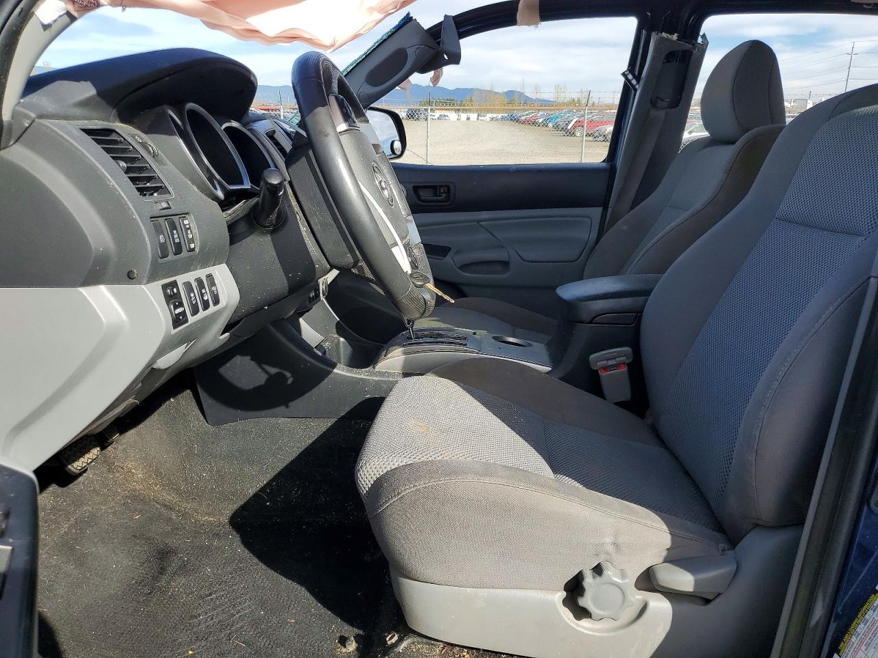 2015 Toyota Tacoma V6 - Фото 7