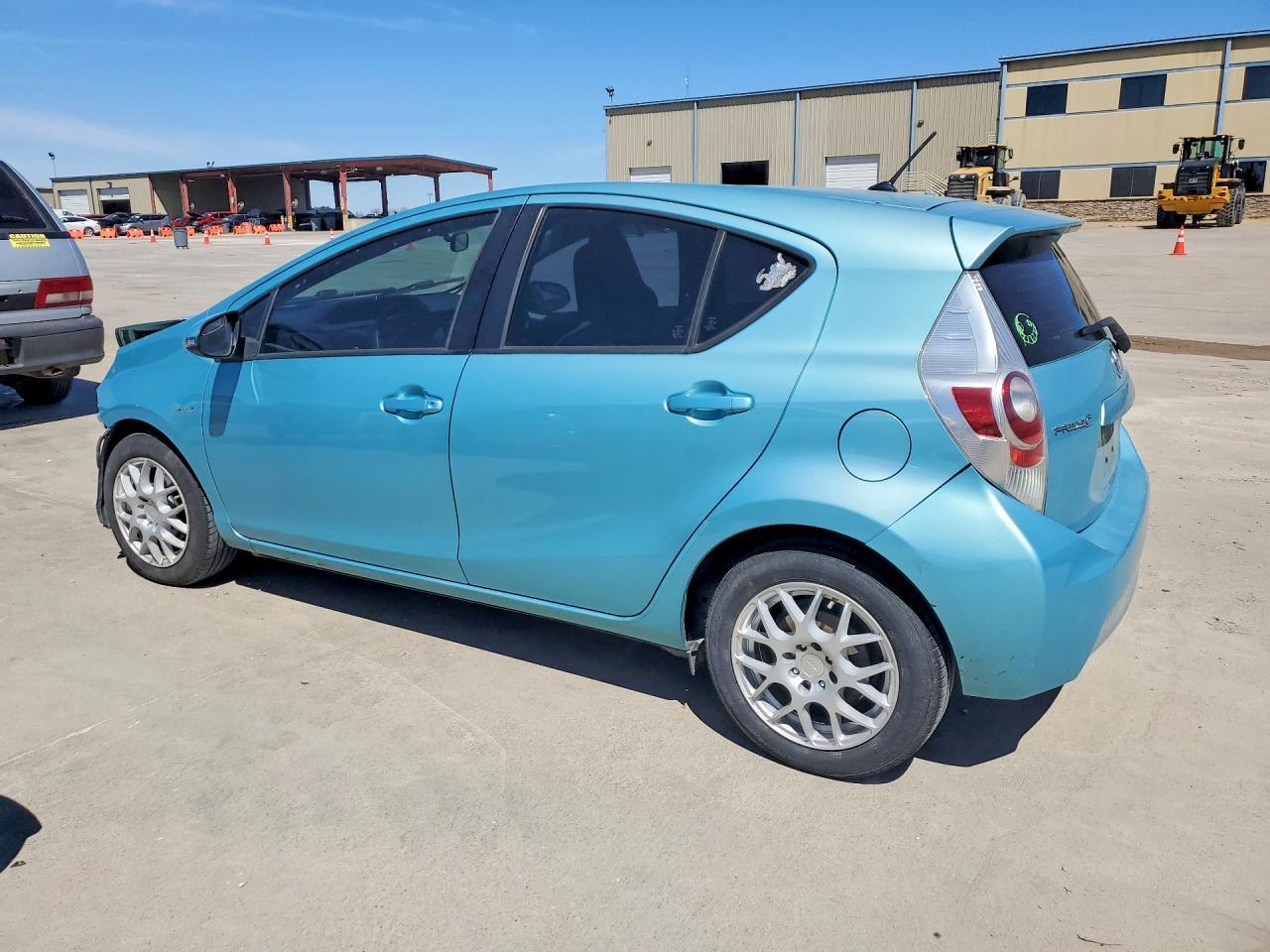 2013 Toyota Prius C One - Image 2