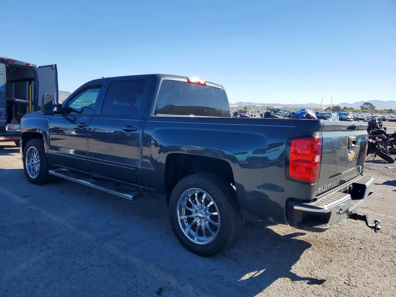 2017 Chevrolet Silverado C1500 Lt - Фото 2