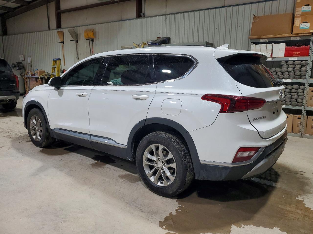 2020 Hyundai Santa Fe Sel - Фото 2