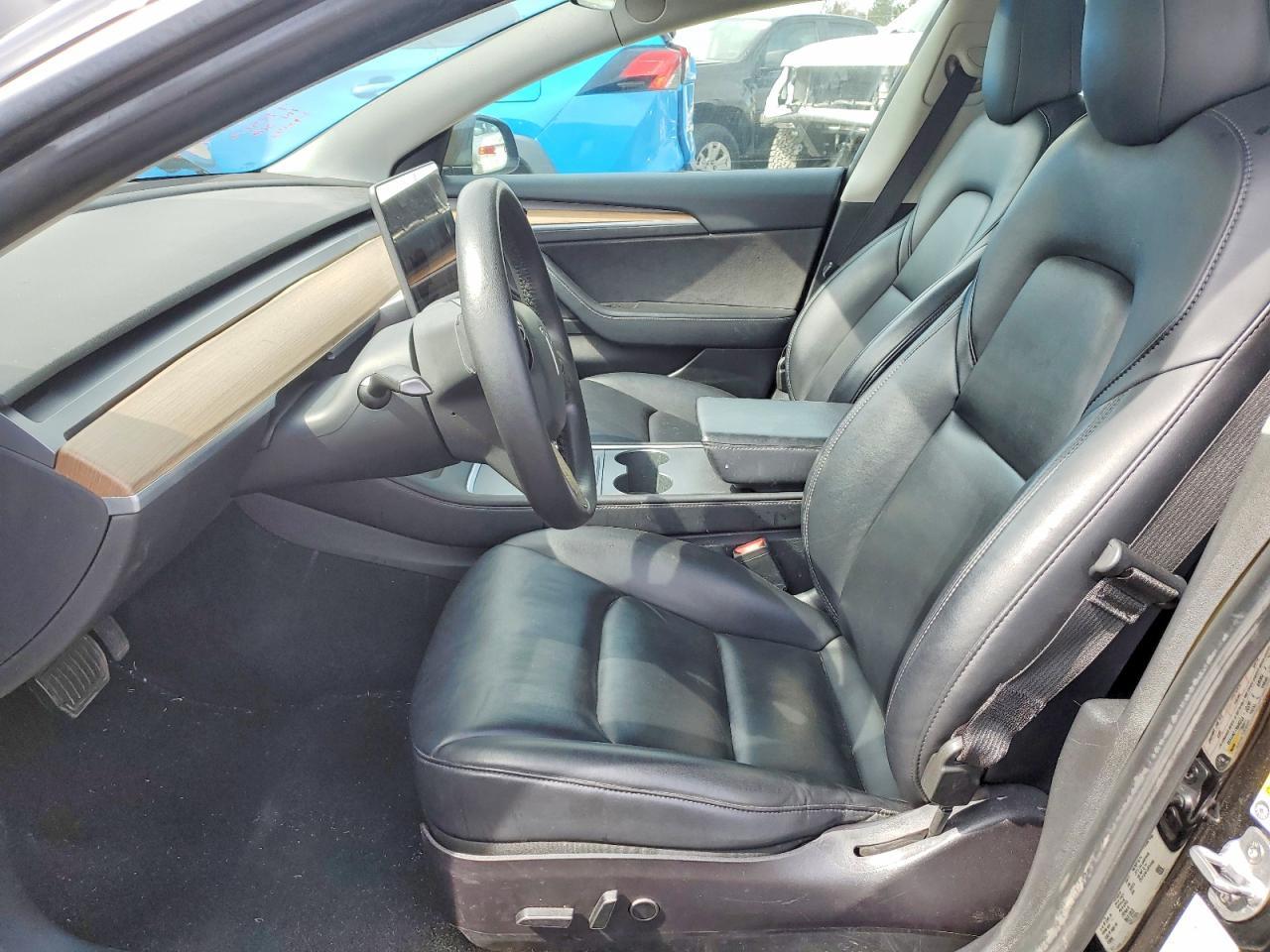 2021 Tesla Model 3 - Image 7