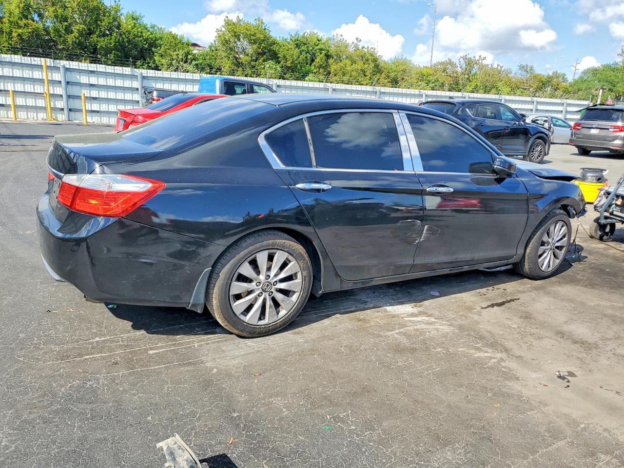 2015 Honda Accord Ex - Фото 3