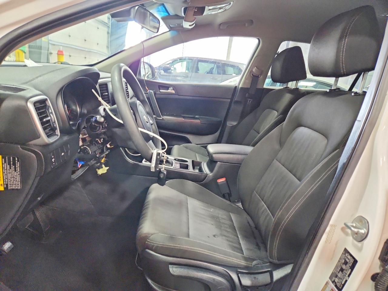 2022 Kia Sportage Lx - Image 7