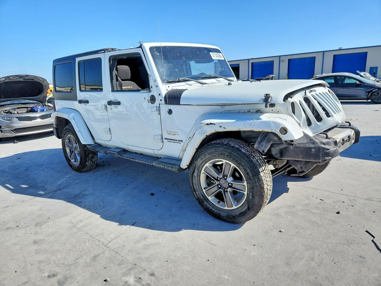 2015 Jeep Wrangler Unlimited Sahara - Image 4