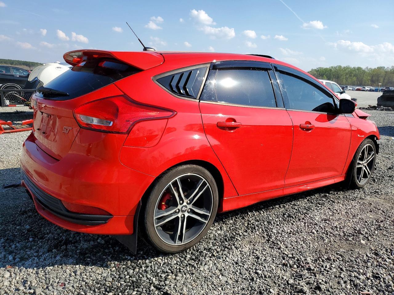 2016 Ford Focus St - Image 3