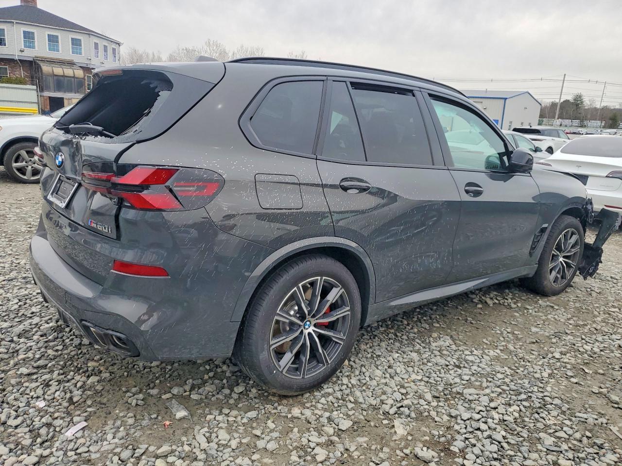 2026 BMW X5 M60I - Фото 3