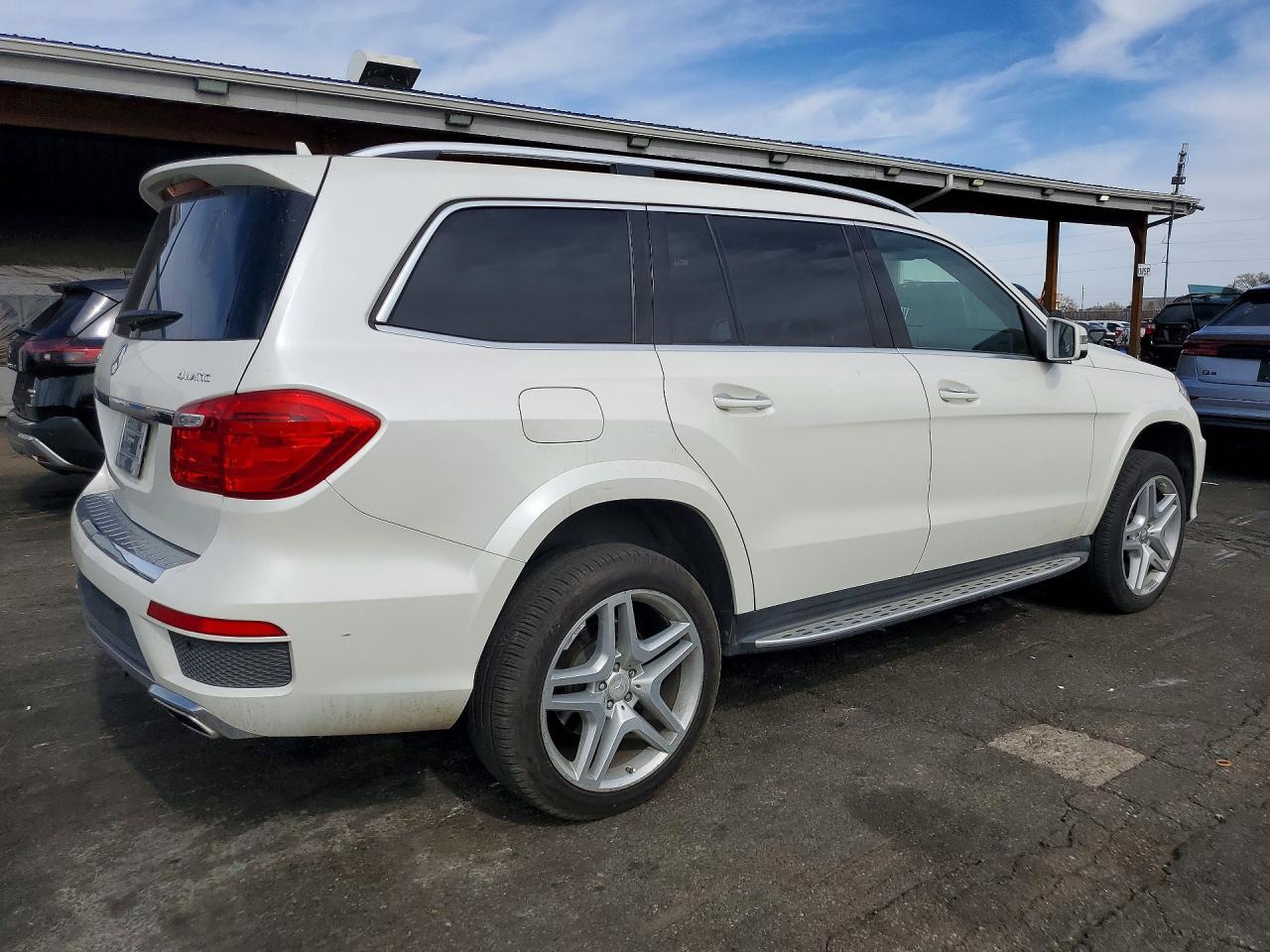 2015 Mercedes-Benz Gl 550 4Matic - Фото 3