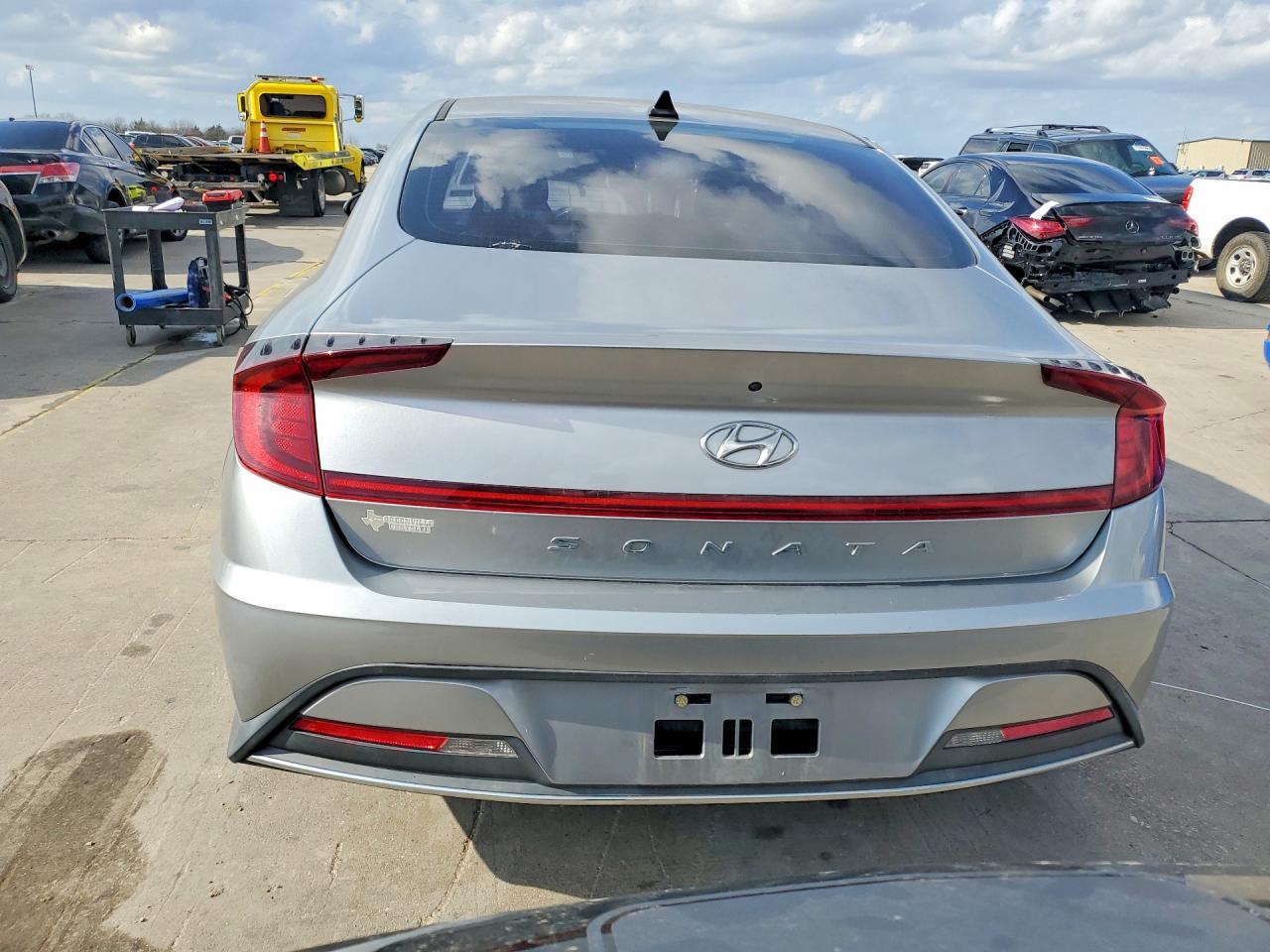 2021 Hyundai Sonata Se - Image 6