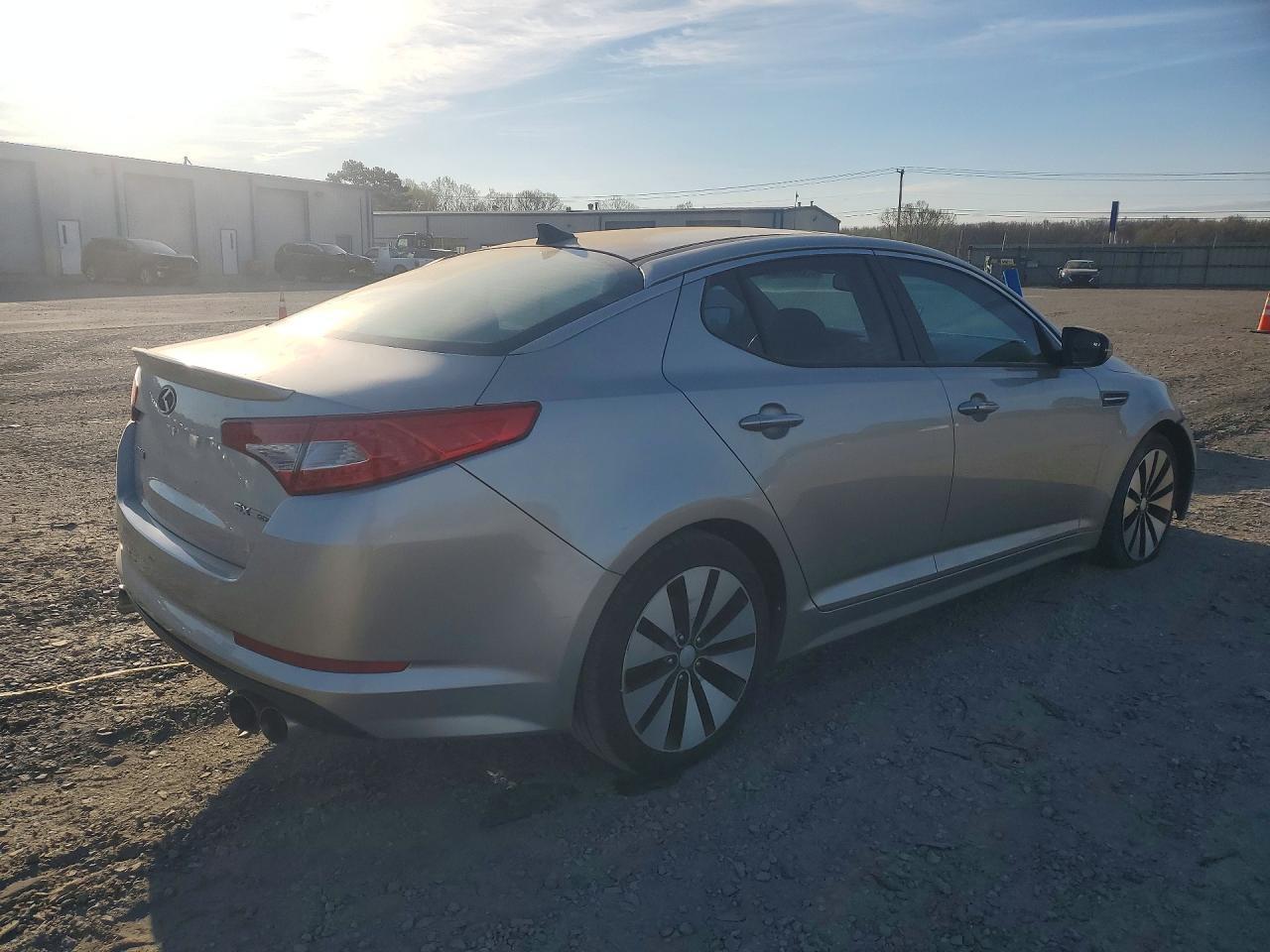 2013 Kia Optima Sx - Image 3