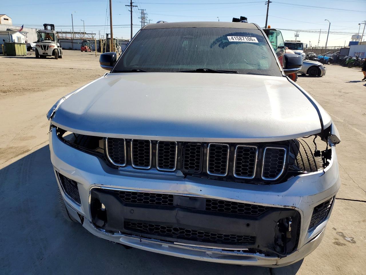2021 Jeep Grand Cherokee L Overland - Фото 5