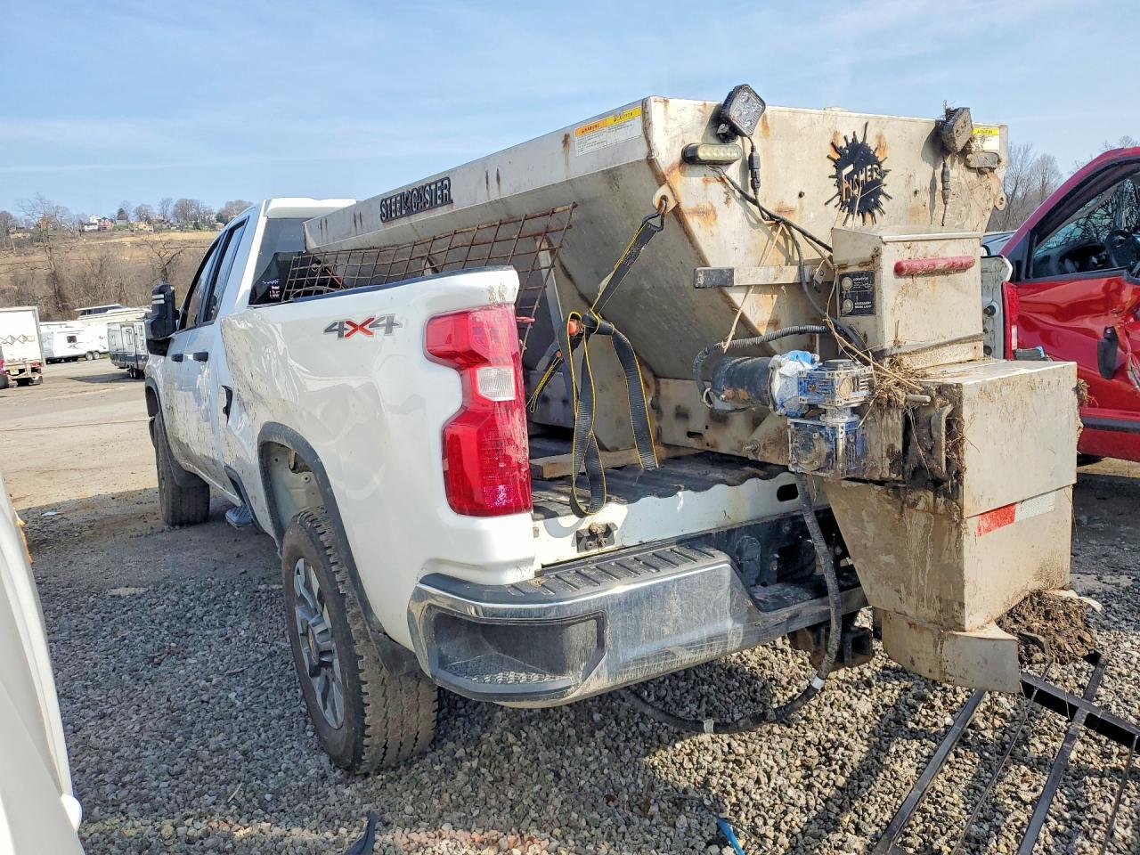 2021 Chevrolet Silverado K2500 Heavy Duty - Фото 2