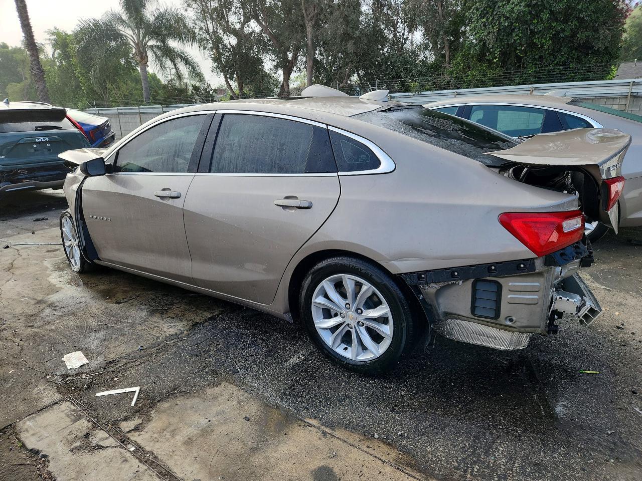 2024 Chevrolet Malibu Lt - Фото 2