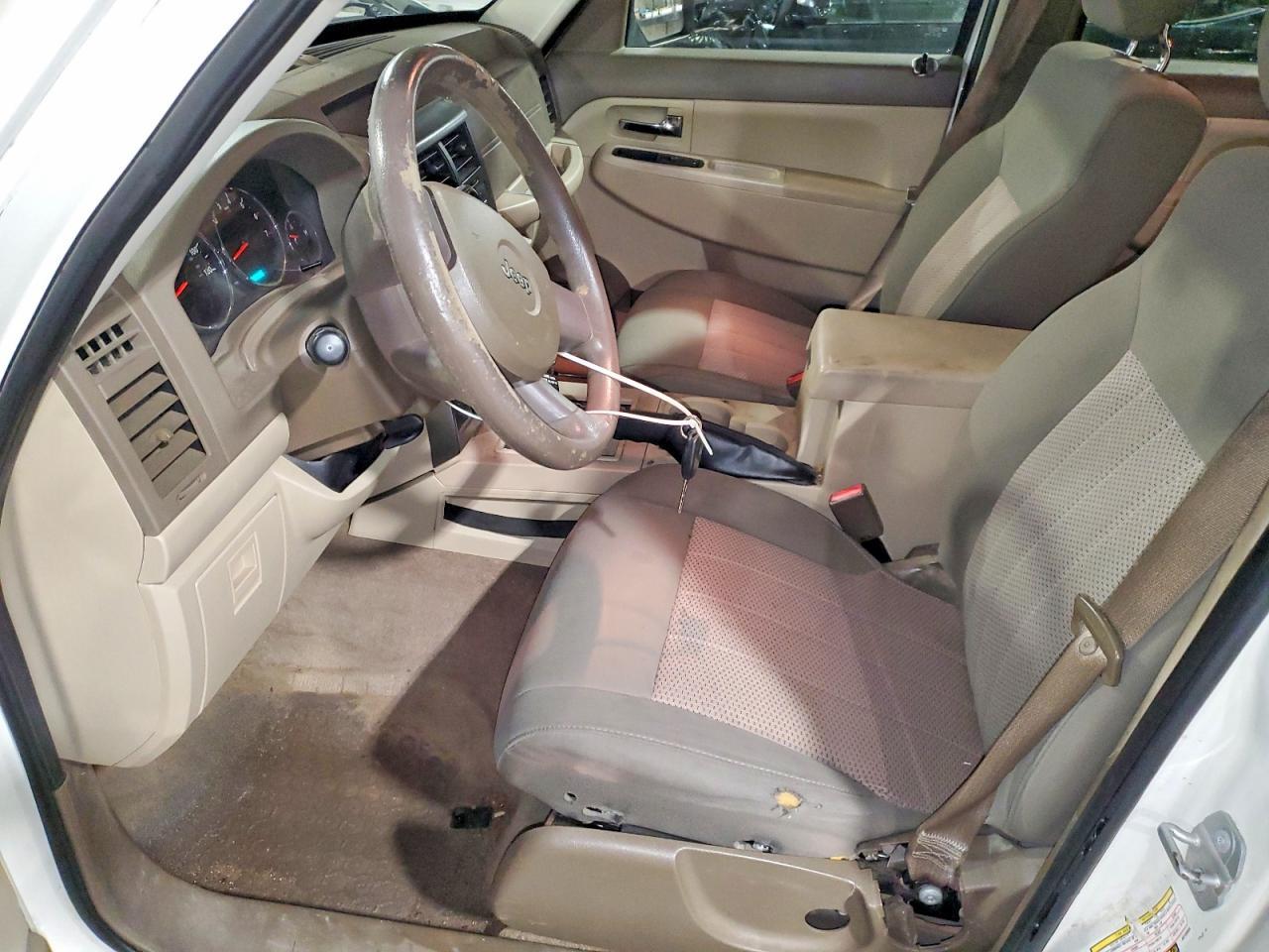 2010 Jeep Liberty Sport - Фото 7