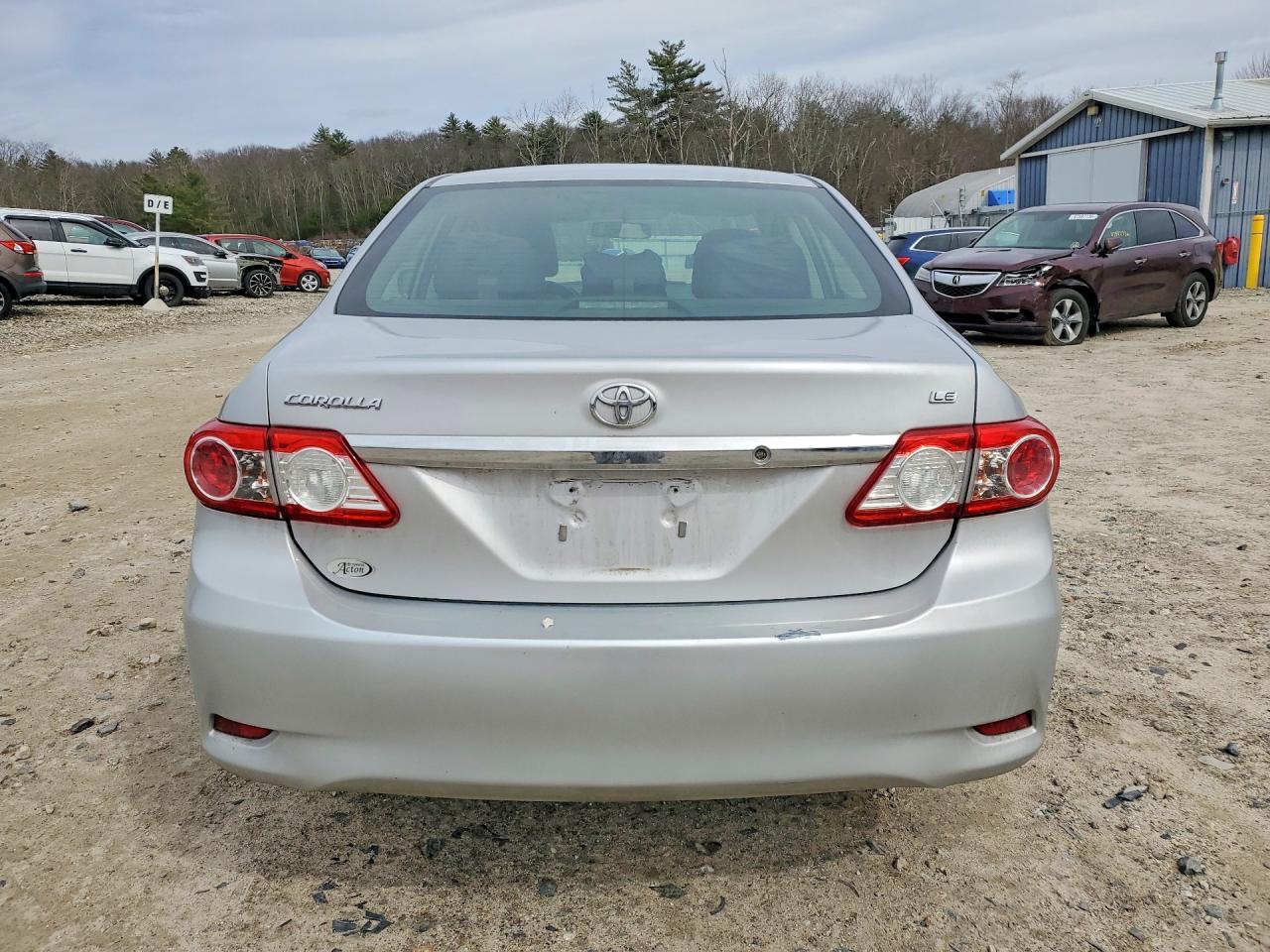 2011 Toyota Corolla Le - Фото 6