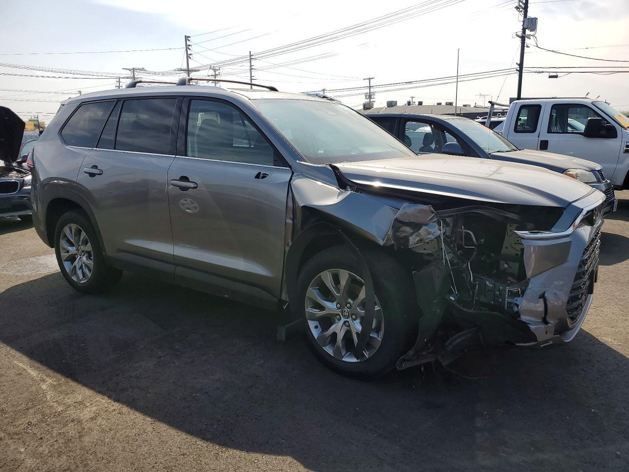 2026 Toyota Grand Highlander Hybrid Limited - Image 4