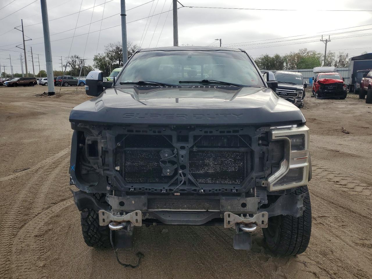 2020 Ford F350 Super Duty - Image 5