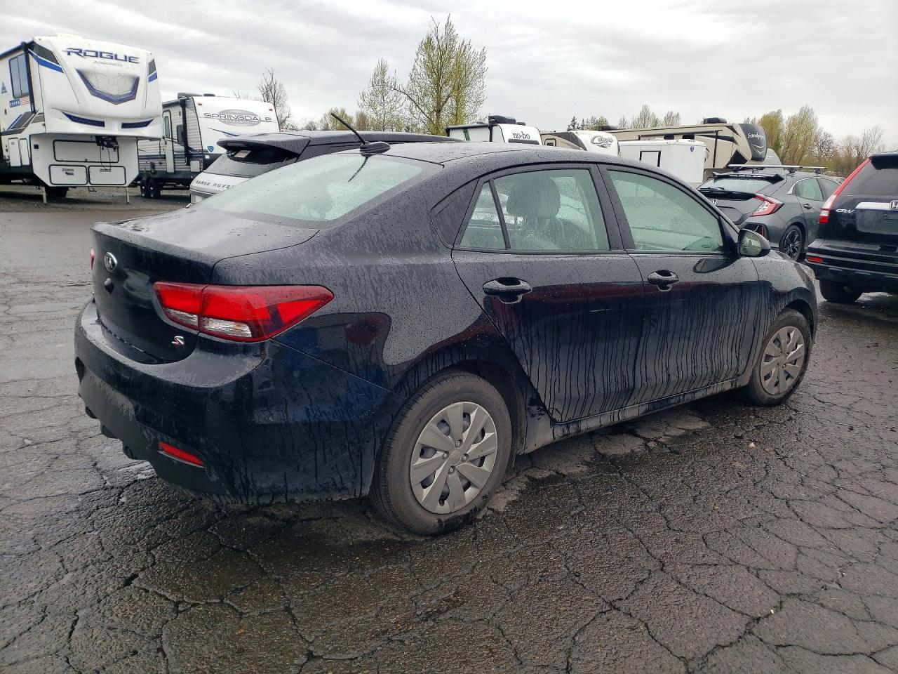 2021 Kia Rio - Фото 3