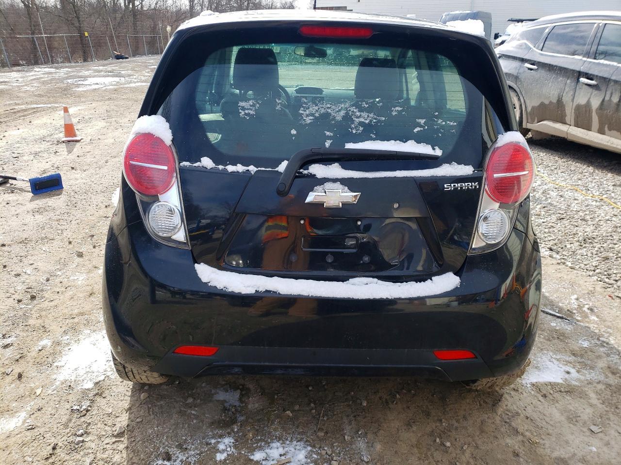 2014 Chevrolet Spark 1Lt - Фото 6