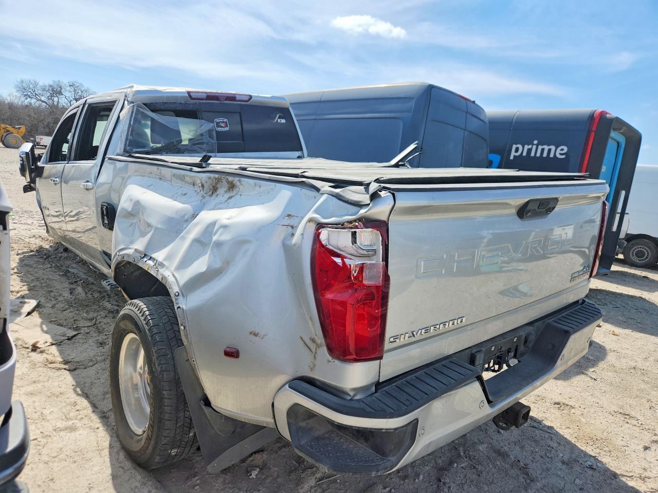 2022 Chevrolet Silverado K3500 High Country - Image 2