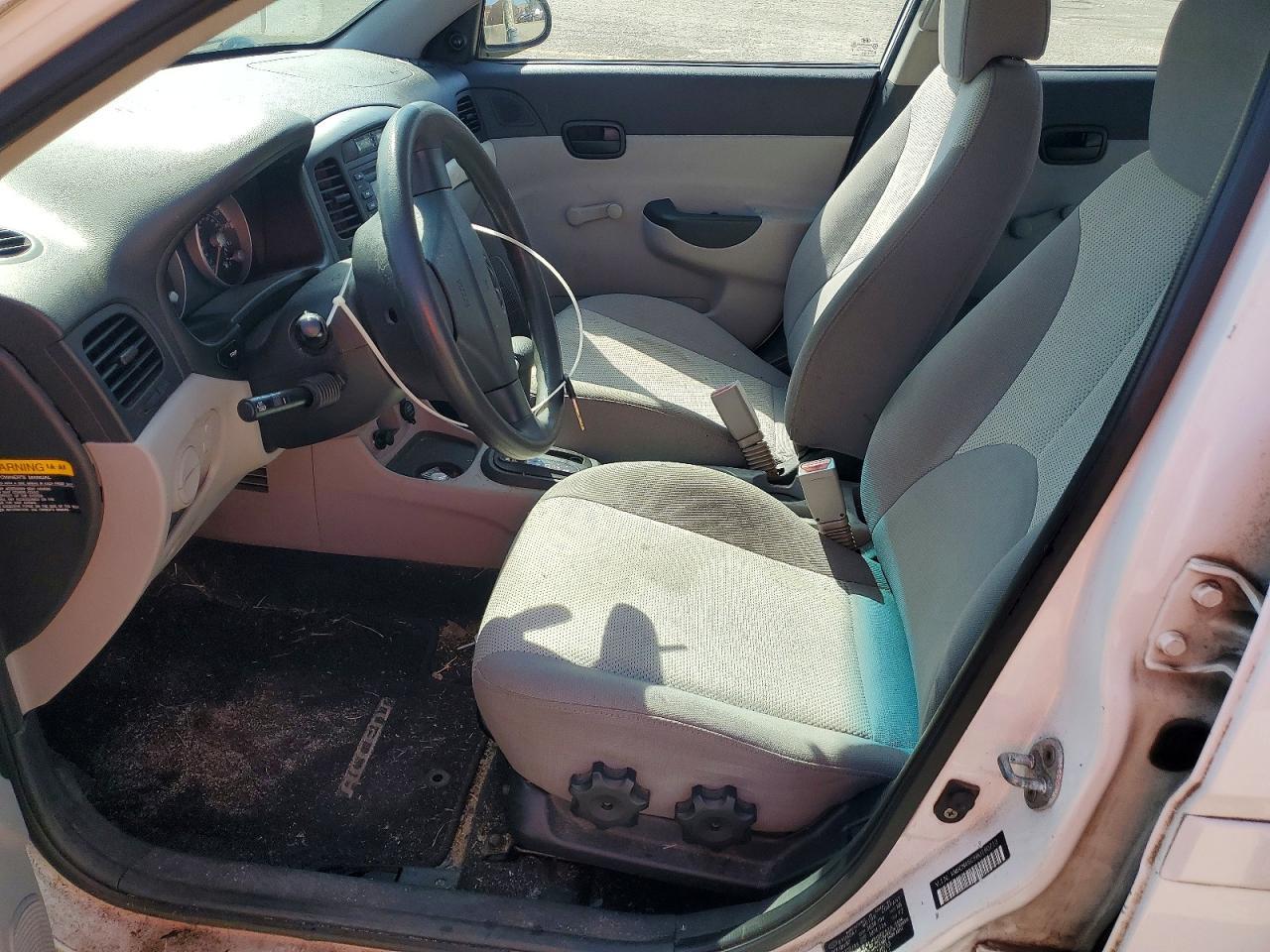 2008 Hyundai Accent Gls - Image 7
